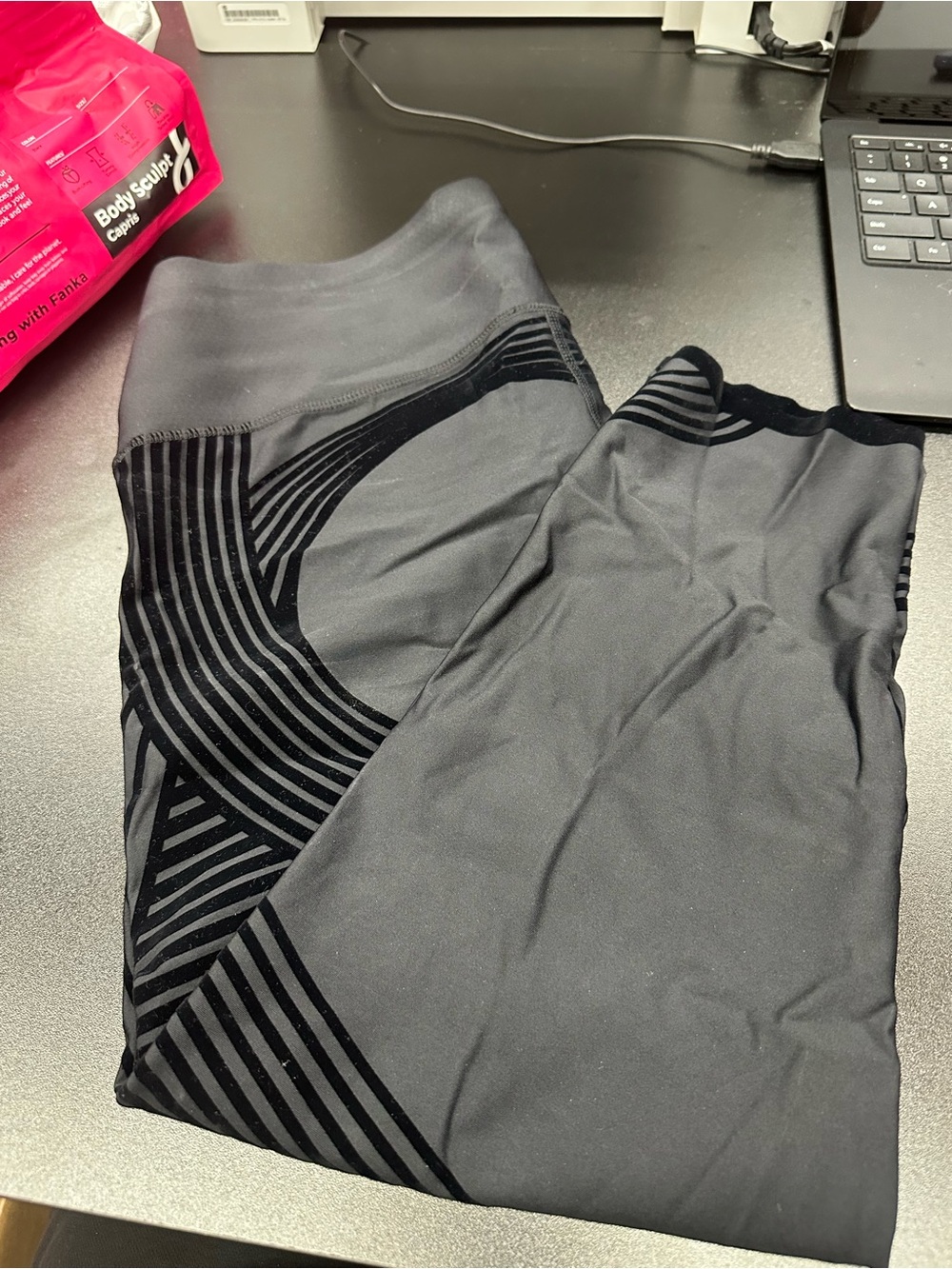 Fanka body sculpt capris